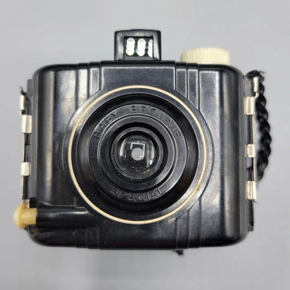 Vintage Kodak Baby Brownie 127 Roll Film Camera Bakelite Art Deco